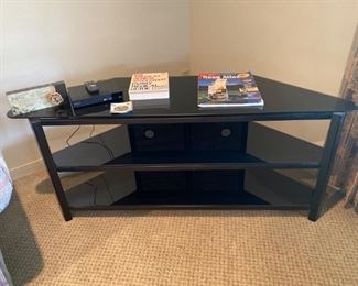 Entertainment cabinet