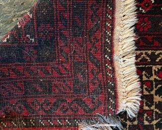 detail of knotting a corner damage