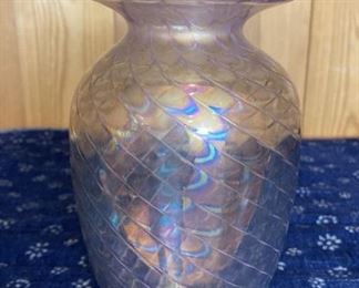 Glass Eye Studio Vase Pink Spiral Iridescent Glass Vase