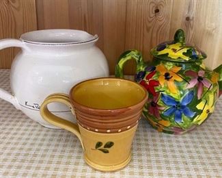 Hugo Quattrocchi Designs Teapot, Mammo Ro Pitcher Almafi Mug