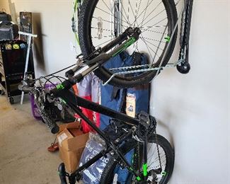 Haro Pivit Mountain Bike