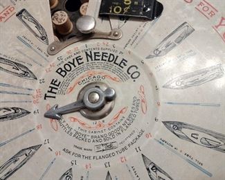 Vintage Boye Needles Shuttles & Bobbins