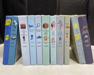 Junior Deluxe Editions hard cover novel classics (11)