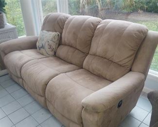 Reclining couch