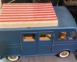 Pressed Steel Structo Weekender