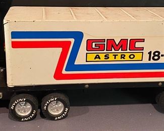 Nylint GMC Astro 18-Wheeler