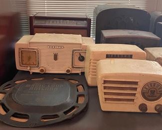 Vintage Tube Radios in Varying Condition