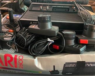 Atari 2600 Gaming System