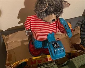 Wind-Up Telephone Bear in Box