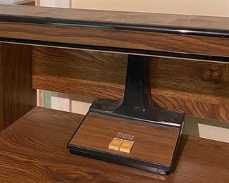 Mid-century Desk Lamp