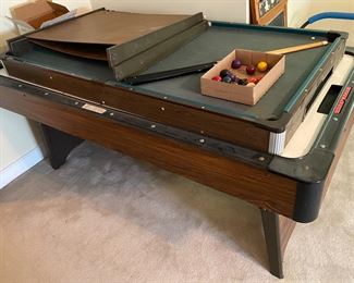Air Hockey Table/Miniature Pool Table