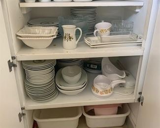 A Full Set Service For 12 