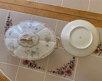 Theodore Haviland Limoges France - service for 12 w/ lots of extra service pieces