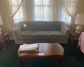 New Style Sofa - Very Clean - Cherry Mahogany Coffee Table Matching  Pair of End Tables / Ceramic Table Lamps