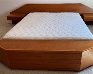 Mid Century Danish Teak Platform Bed King w attached Nightstands...Footboard has built-in Storage