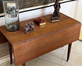 Vintage/Antique Dropleaf Table 