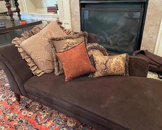 Chaise Lounge/fainting couch 