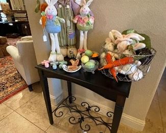 Easter Decor & Table