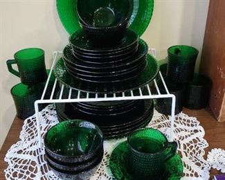 Awesome green Mid-century dish set