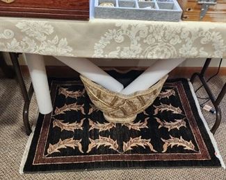 Turkish area rug
Pottery vase 
3 signed numbered prints