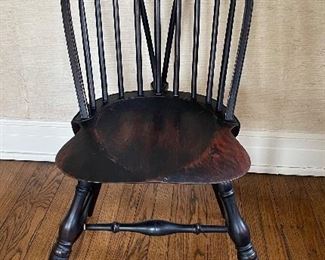 Antique Windsor Chair. Photo 1 of 4. 