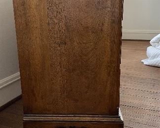Small Reproduction Chest of Drawers with Pull-Out Tray. Measures 34" W x 18" D x 31" H. Photo 3 of 3. 