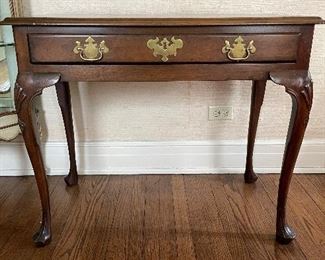 Kittinger Historic Newport Reproductions Mahogany One-Drawer Table. Measures 35" x 20" D x 29" H. Photo 1 of 5. 