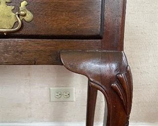 Kittinger Historic Newport Reproductions Mahogany One-Drawer Table. Measures 35" x 20" D x 29" H. Photo 4 of 5. 