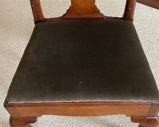 Pair of Antique Solid Walnut Queen-Anne Chairs With Vase-Shaped Back Splats and Cabriole Front Lets. Circa 1710. Upholstered in Mole-Color Velvet Upholstery. Photo 3 of 5.