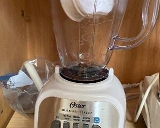 Oster Blender. 