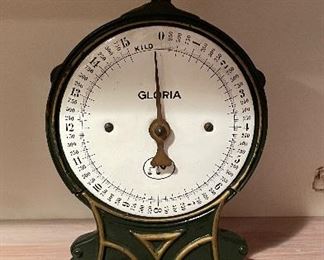 Vintage Scale. 