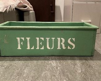 Green Flower Box with "Fleurs" Stencil. 
