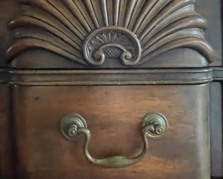 Kittinger Historic Newport Reproductions Mahogany Queen Anne Style Chest of Drawers. Measures 37.75" W x 21" D x 34.5" H. Photo 2 of 4. 