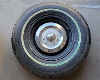 #208 • Ford Wheel with Tire