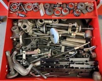 #1124 • Snap-On Slide Hammer, Puller, Coil Spring Compressor, Interchangeable Puller and More