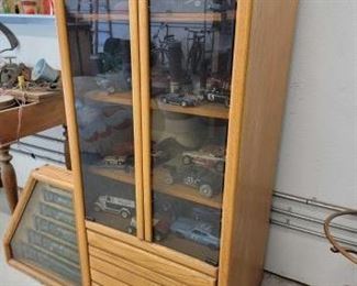 #1522 • Display Cabinet with Drawers
