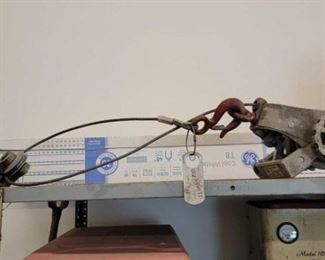 #1560 • Little Mule Manual Hoist 2000/4000 lb Capacity