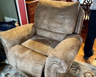 Recliner & Loveseat 