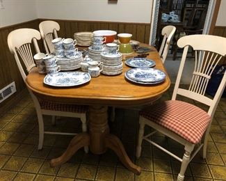 Table w/ 4 Chairs, Dishes