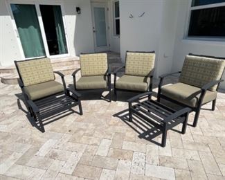 Patio chairs – the cushions are in great condition