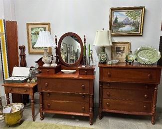 Handmade Campbellsville Ky 4 piece bedroom suite with full size cannonball bed, nightstand, chest and dresser, reeded legs on all pieces but bed, $1800 package, no discount. 