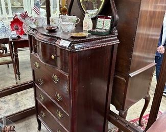 1910 mahogany made in america man’s shaving chest, 50% off