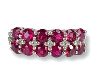 3.7 Grams Sterling Garnet and Clear Gemstone Ring