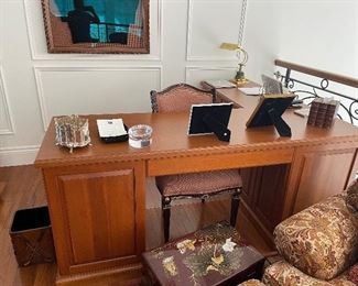 desk