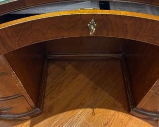 with one middle draw