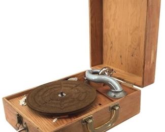 Mid Century Portable Windup Phonograph

