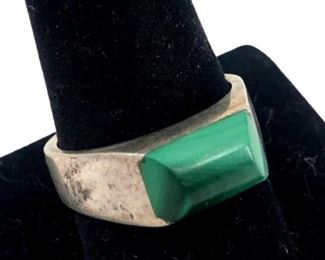Vintage Silver & Green Malachite Ring
