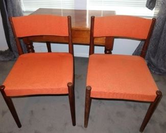 Pair of Midcentury Chairs - Made of teakwood from Denmark by Happy Viking