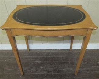 Kittinger Lamp Table