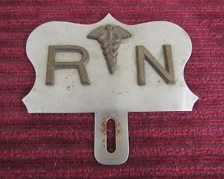 R N License Plate Topper